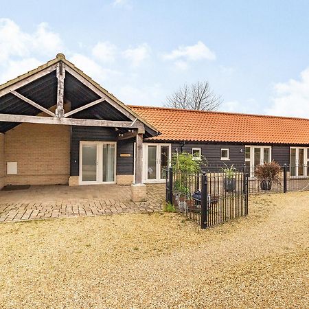 Barrow Barn Villa Wicken  Екстериор снимка
