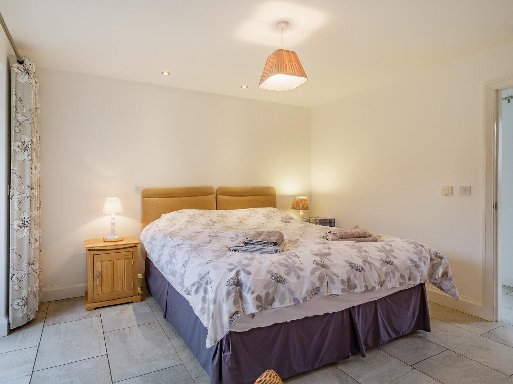 Barrow Barn Villa Wicken  Екстериор снимка
