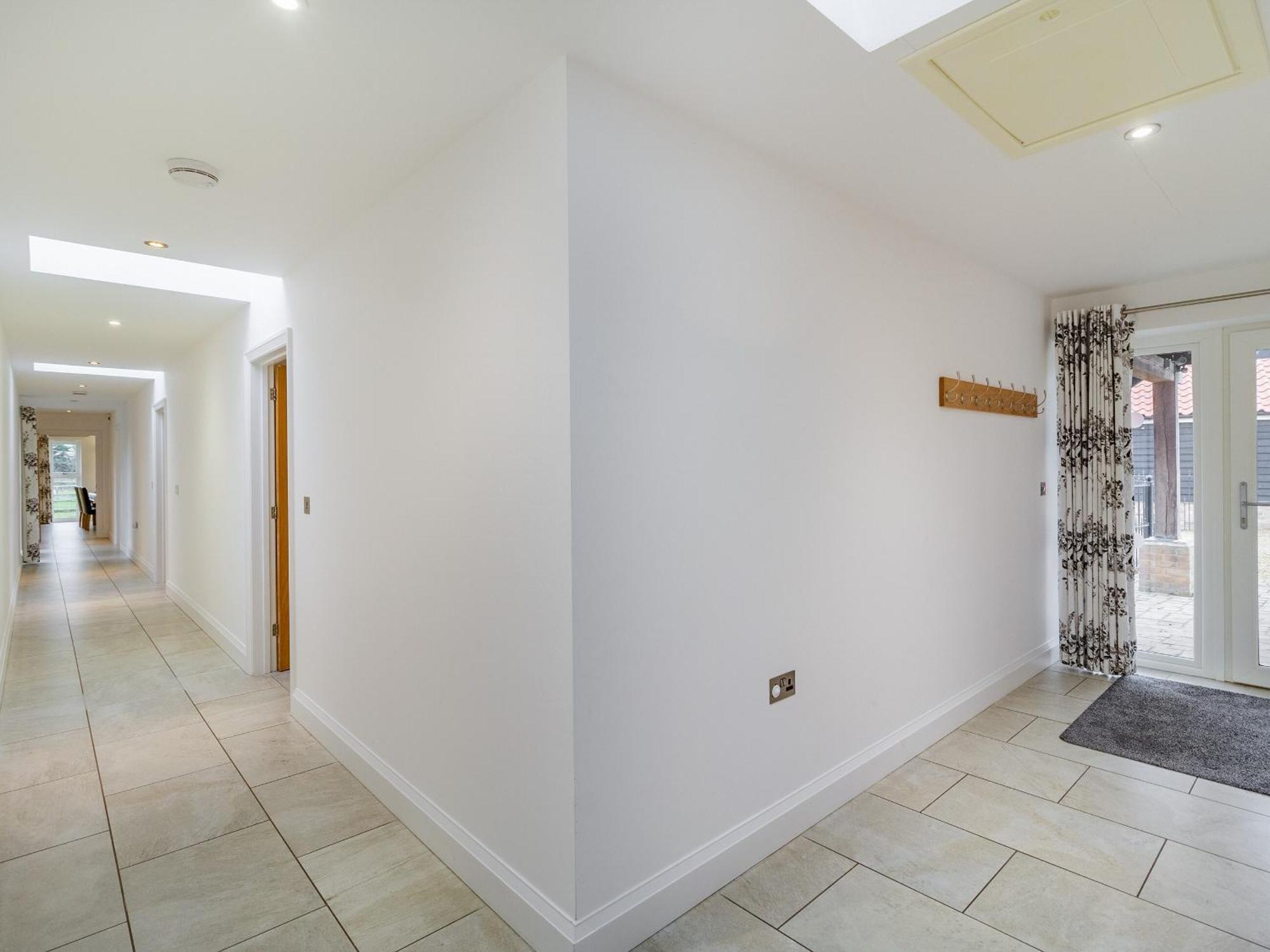 Barrow Barn Villa Wicken  Екстериор снимка