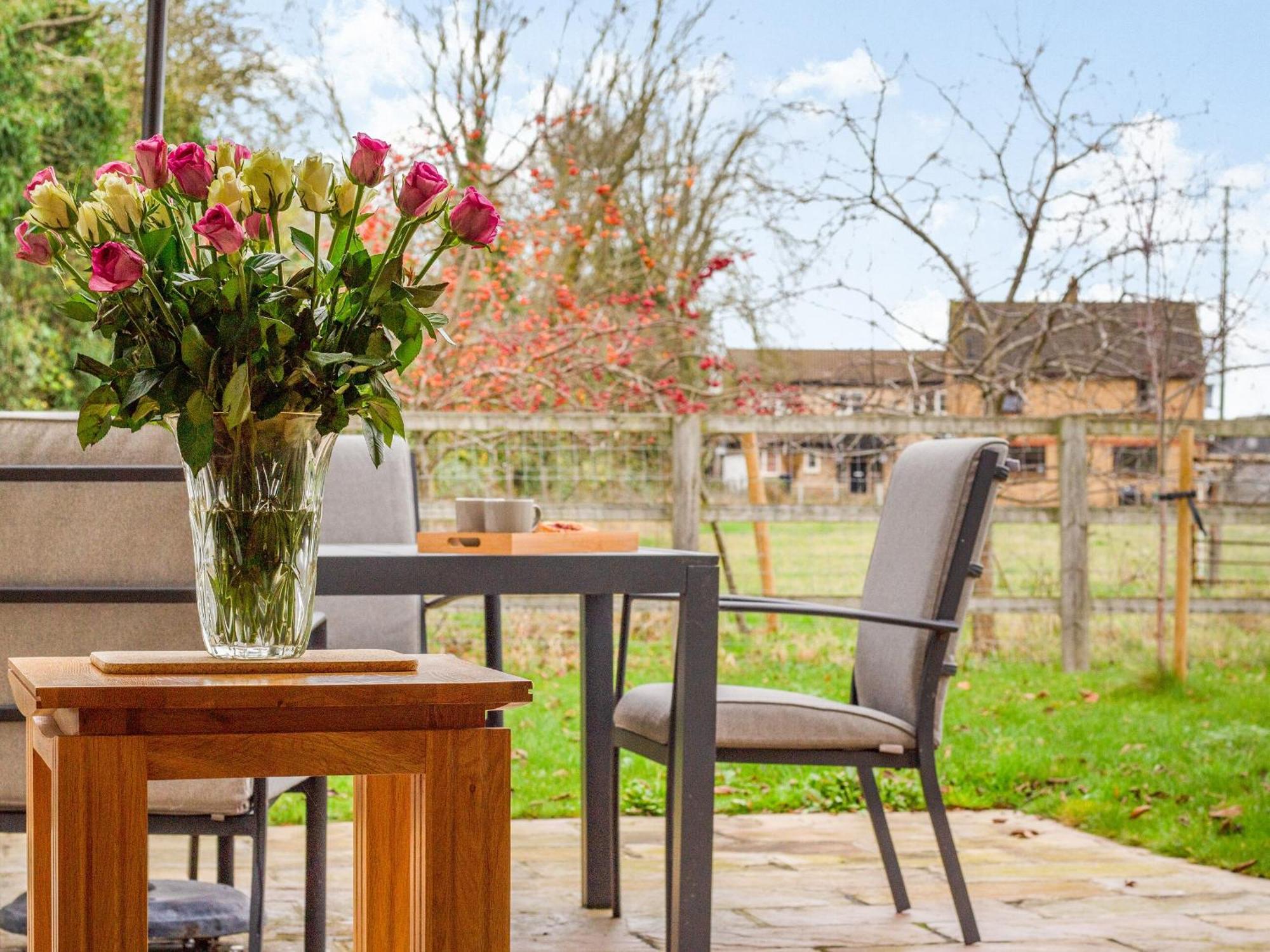 Barrow Barn Villa Wicken  Екстериор снимка
